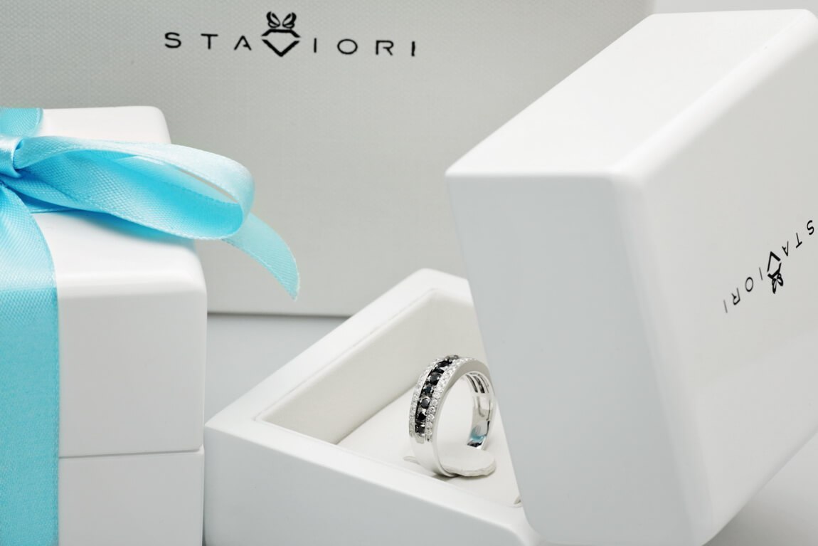 Złoty pierścionek PBD3813 - Diament